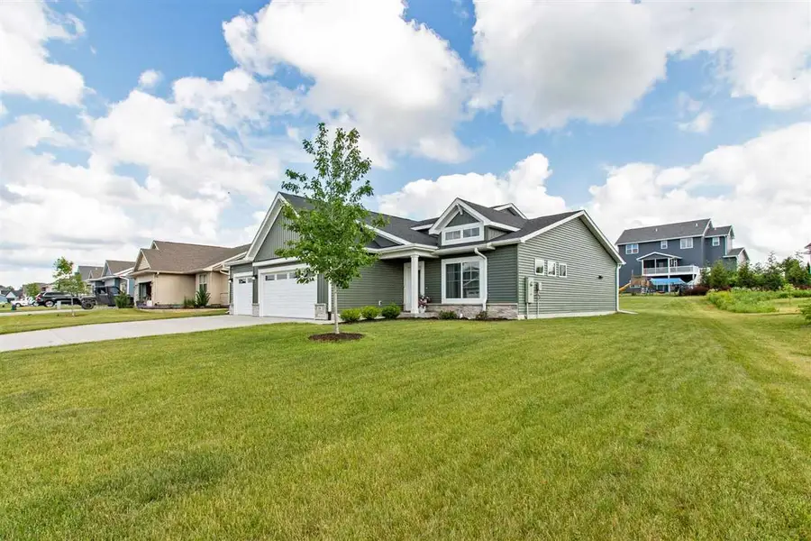 201 Dogwood Ln, Tiffin, IA 52340 - #2
