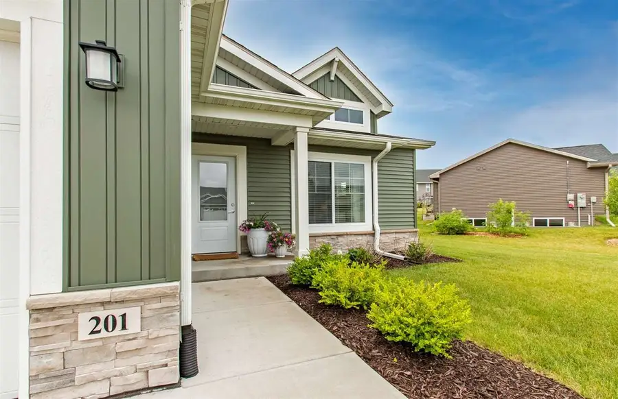 201 Dogwood Ln, Tiffin, IA 52340 - #3