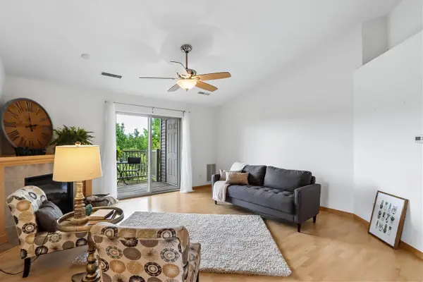 470 N 1st Ave, Iowa City, IA 52245