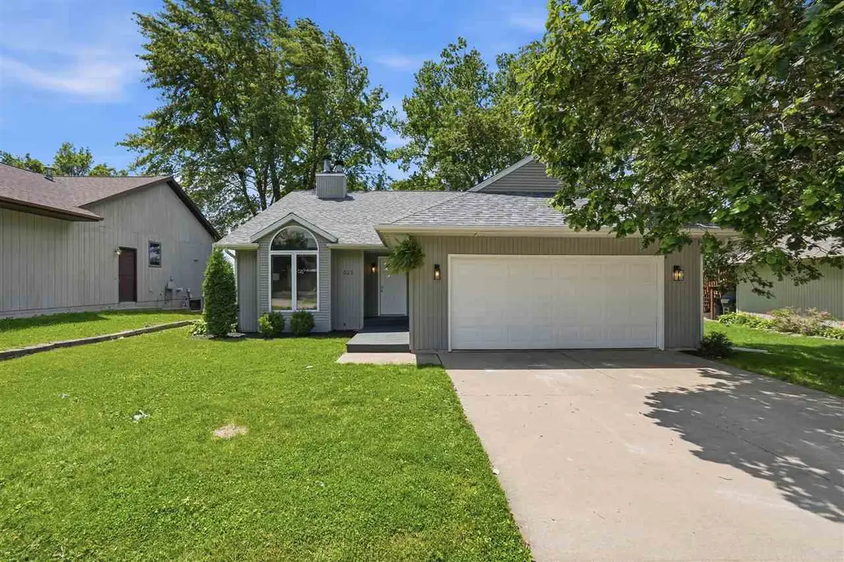 823 Pepper Drive, Iowa City, IA 52240 - #1