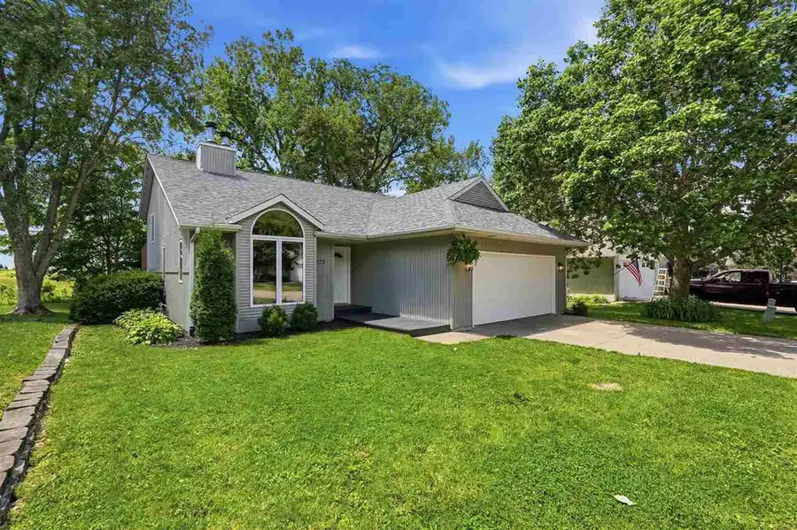 823 Pepper Drive, Iowa City, IA 52240 - #3