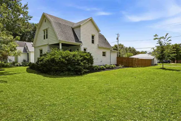 401 S Center St, Lone Tree, IA 52755