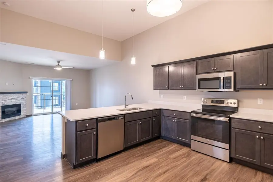 2875 Spring Rose Cir #201, Coralville, IA 52241 - #3
