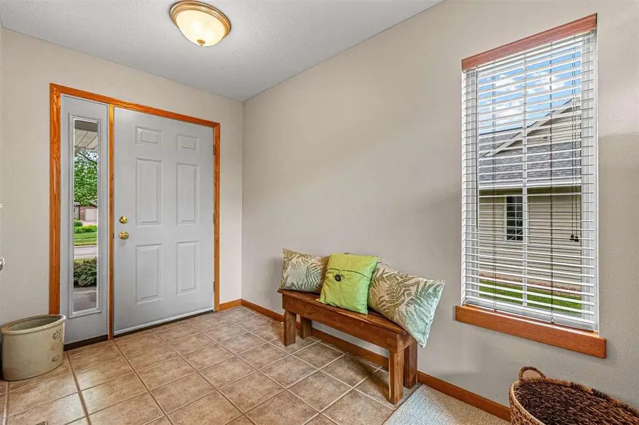 30 E Weston Dr, North Liberty, IA 52317 - #3