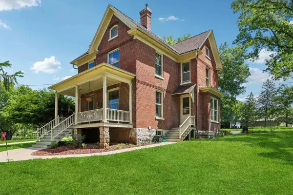 416 Reno St., Iowa City, IA 52245