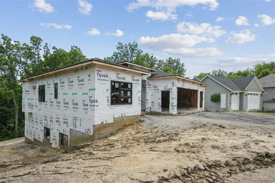 3931 NW Windfall Drive, Cedar Rapids, IA 52405 - #2