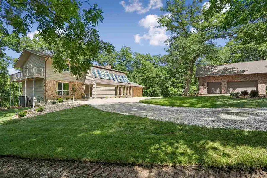 4408 NE Toad Rd, Iowa City, IA 52240 - #2