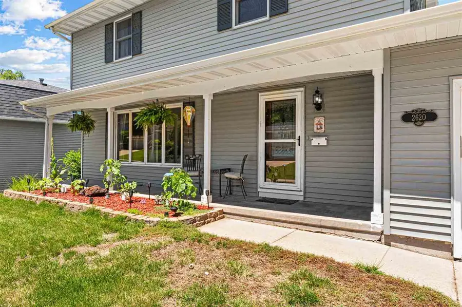 2620 Brookland Dr, Cedar Rapids, IA 52402 - #3