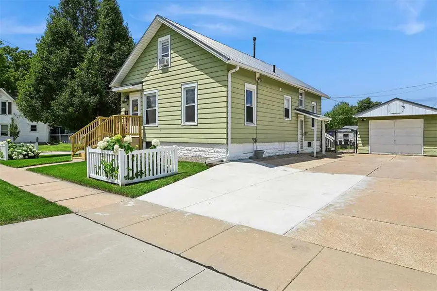 2700 3rd Ave, Marion, IA 52302 - #3