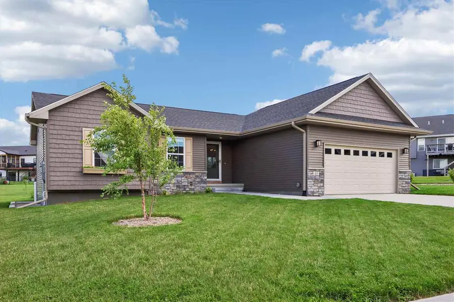 113 Dogwood Lane, Tiffin, IA 52340 - #2