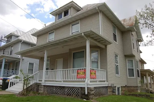 903 E Burlington St, Iowa City, IA 52240