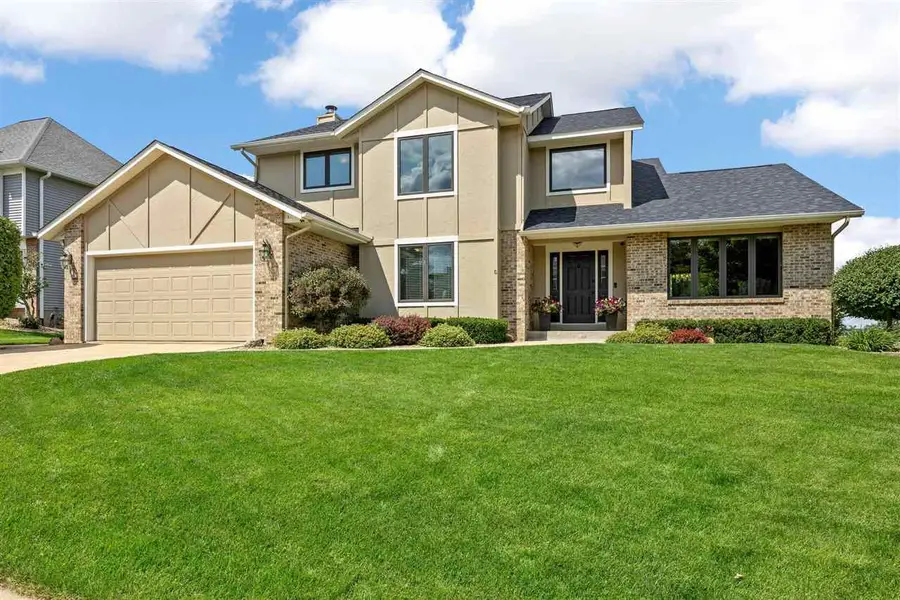 3120 Falcon Drive NE, Cedar Rapids, IA 52402 - #2