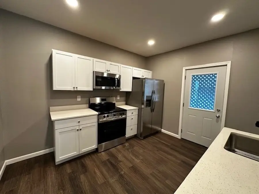 905 E Burlington St, Iowa City, IA 52240 - #2