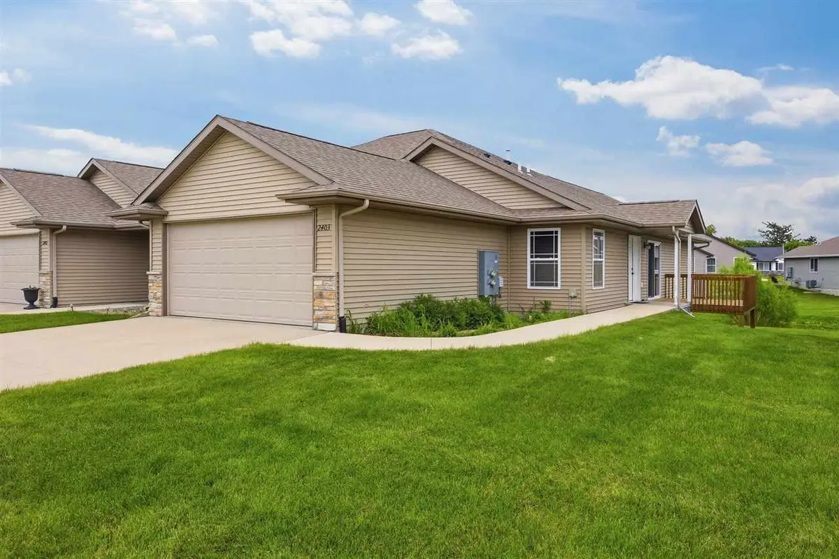 2403 Snapdragon Cir SW, Cedar Rapids, IA 52404 - #1
