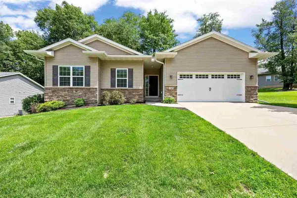 1149 Manitou Trl, Iowa City, IA 52245