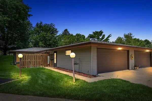 3425 Tulane Ct, Iowa City, IA 52240