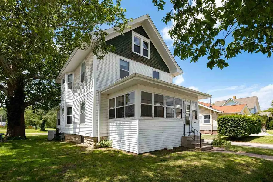 1722 Ellis Blvd NW, Cedar Rapids, IA 52405 - #2