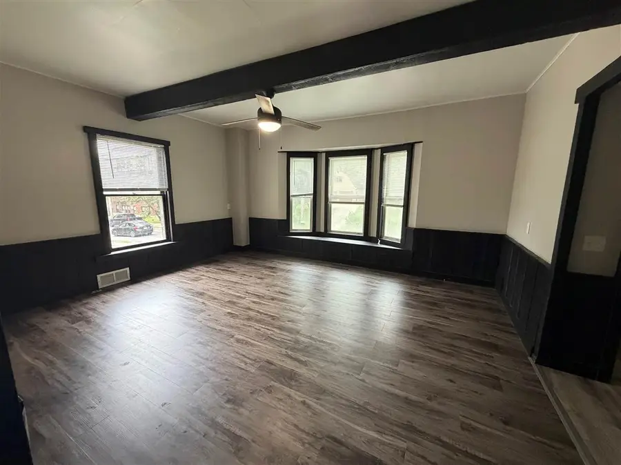 946 Iowa Ave, Iowa City, IA 52245 - #3