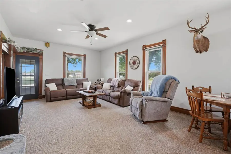107 W Front St, Wayland, IA 52654 - #3