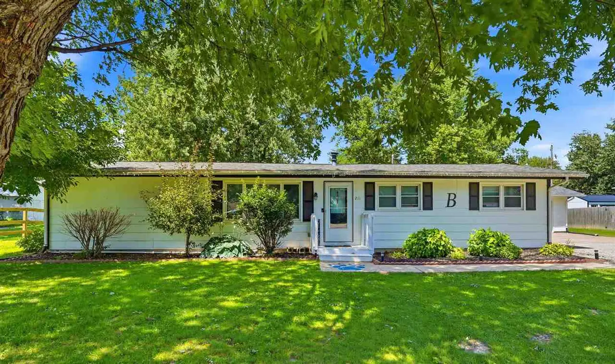 211 E Meadow Ln., Columbus Junction, IA 52738 - #1