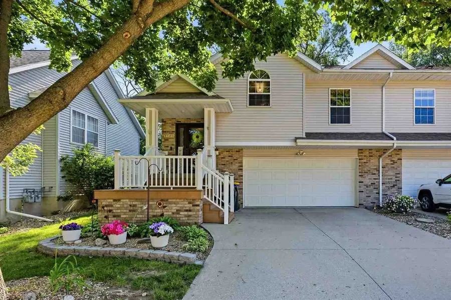 2340 Catskill Ct, Iowa City, IA 52245 - #2