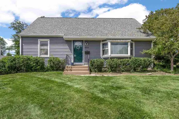 4016 Vine Ave SE, Cedar Rapids, IA 52403