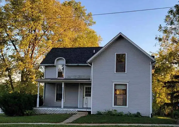 318 W Main St, West Branch, IA 52358