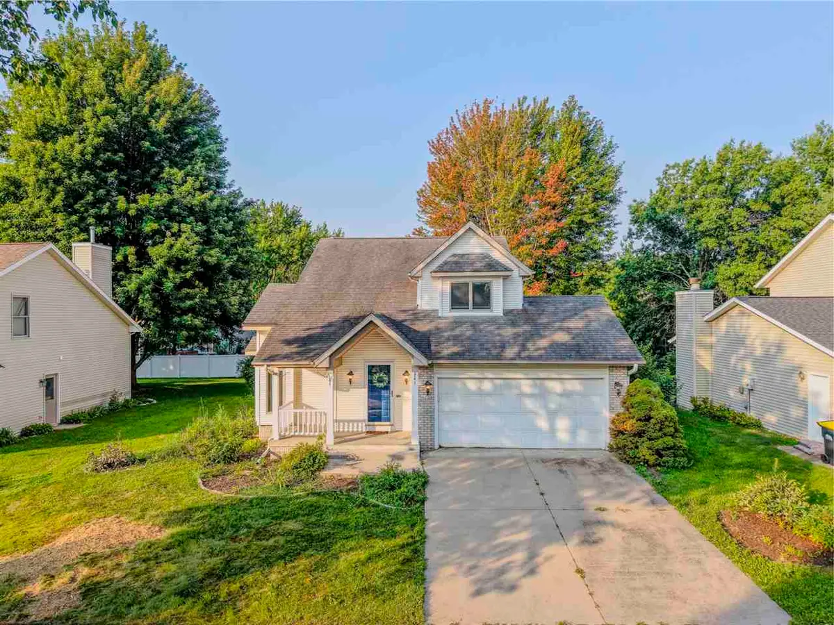 45 Heron Cir, Iowa City, IA 52245 - #1