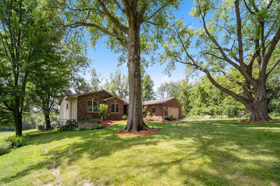 4823 NE Rapid Creek Rd, Iowa City, IA 52240 - #2