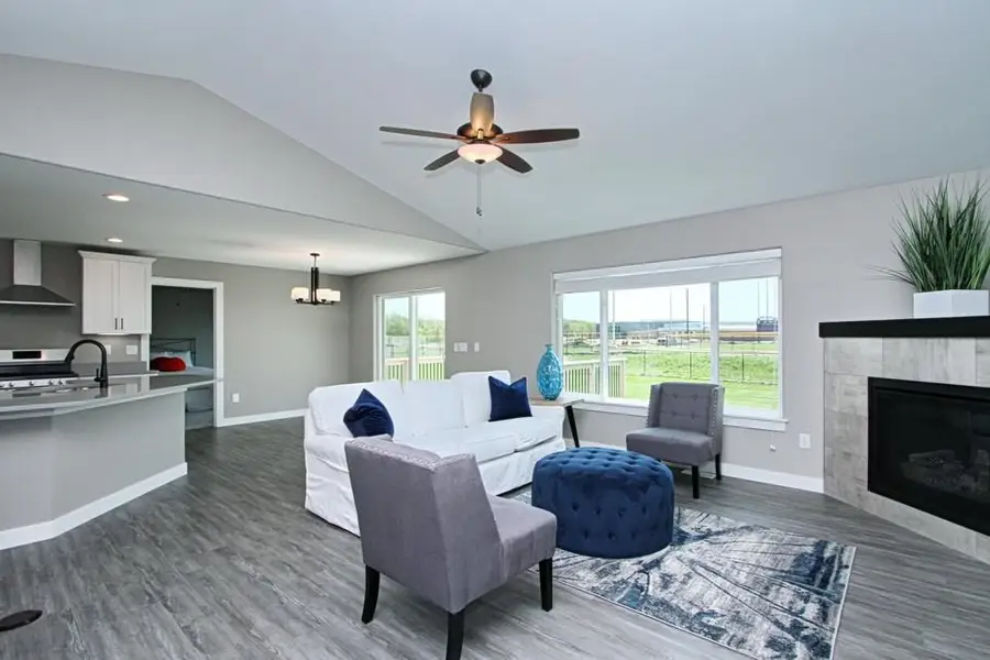 804 Windam Dr., Solon, IA 52333 - #3