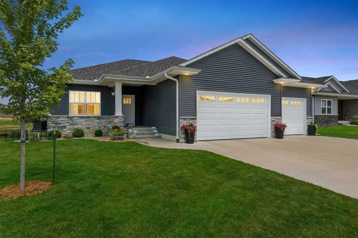 3176 Artesian Rd, Marion, IA 52302 - #1