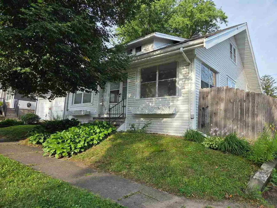 373 21st St. SE, Cedar Rapids, IA 52403 - #2