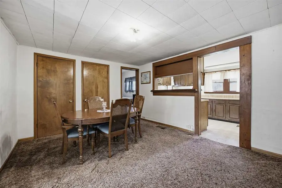 623 E Main St, West Branch, IA 52358 - #3
