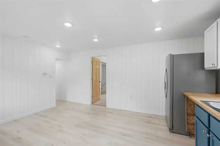 518 S 8th Ave, Washington, IA 52353 - #3