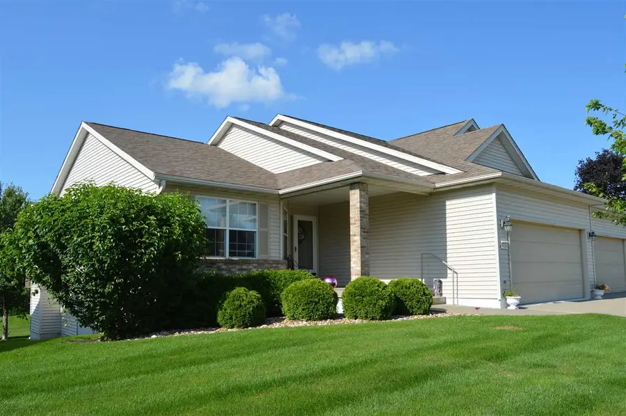 6326 Quail Ridge Dr SW, Cedar Rapids, IA 52404 - #3