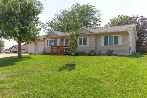 2322 27th SW, Cedar Rapids, IA 52404