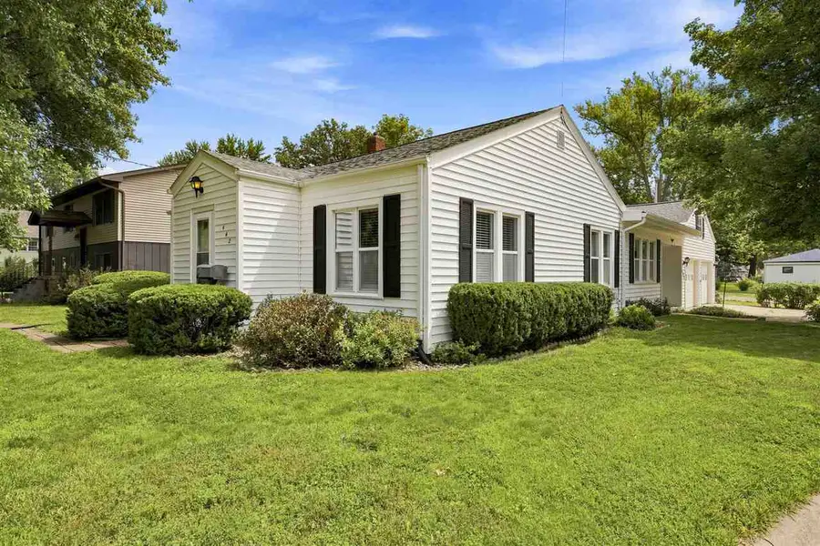 442 4th Ave, Iowa City, IA 52245 - #2