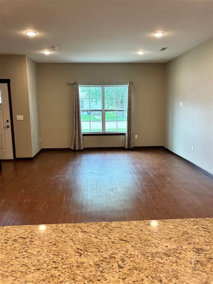 333 E Main St, Solon, IA 52333 - #3
