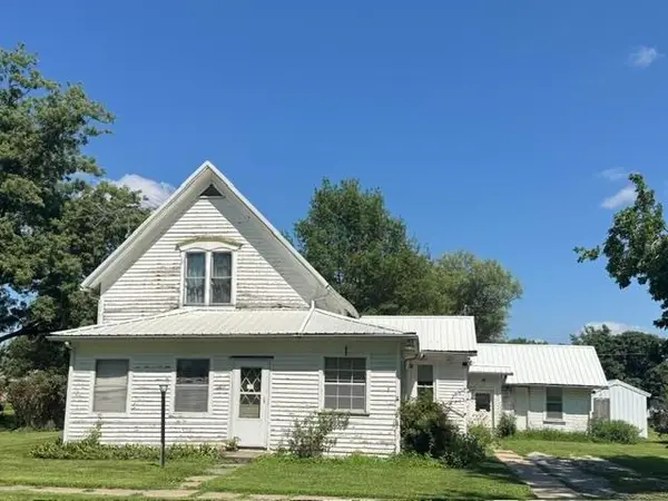 205 N Hamilton Street, Keota, IA 52248