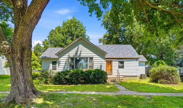 205 E Vine St, Crawfordsville, IA 52621