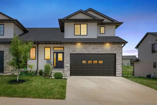 417 Dawson Dr, West Branch, IA 52358