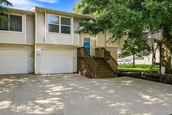 514 Kimberlite St, Tiffin, IA 52340