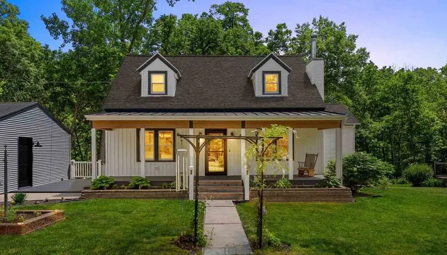 1388 Hickory Hollow Rd. NE, Solon, IA 52333 - #2