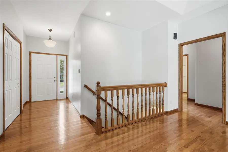 315 Wood Creek Ln, Muscatine, IA 52761 - #3