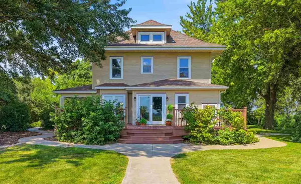 3119 320th Street, Wellman, IA 52356