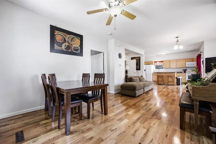 1310 SW J Street, Cedar Rapids, IA 52404 - #3