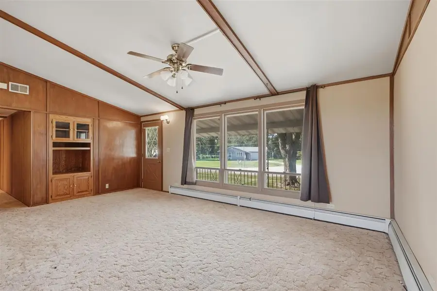 321 S Hill Ave., Columbus Junction, IA 52738 - #2