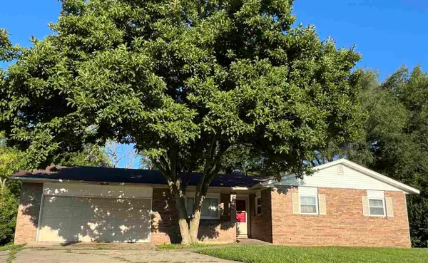 1010 16th Ave., Coralville, IA 52241