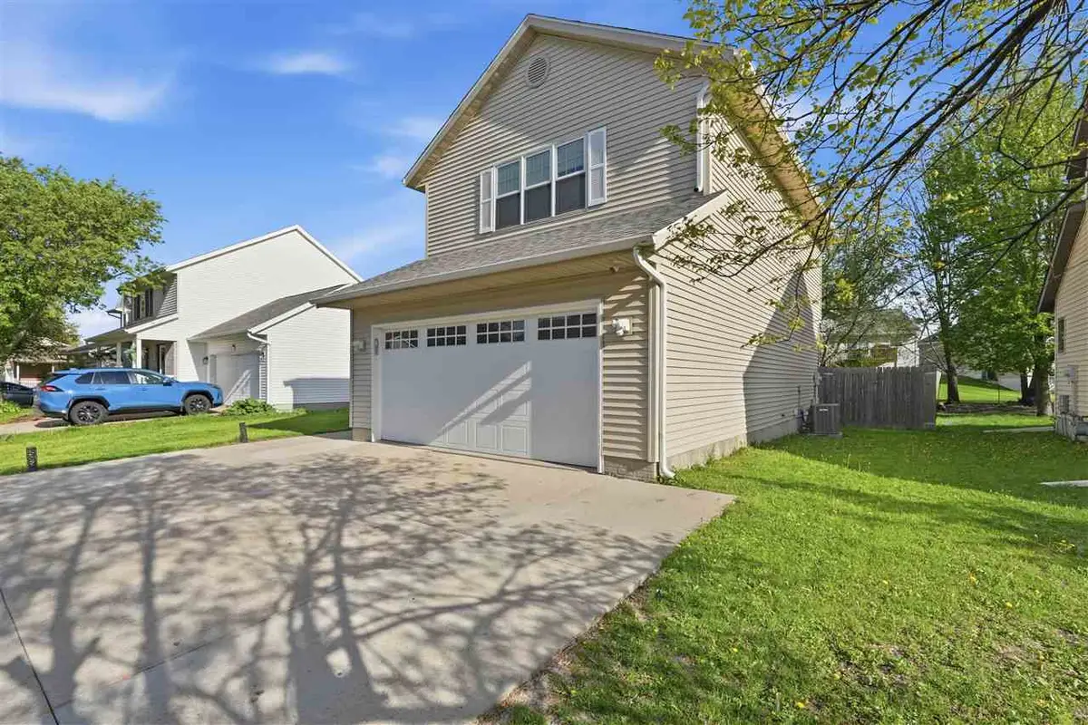 1624 Dickenson Ln, Iowa City, IA 52240 - #1