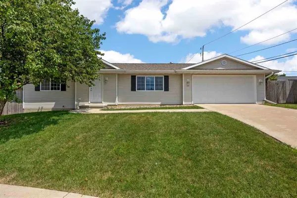 275 S 21st Street Ct., Marion, IA 52302